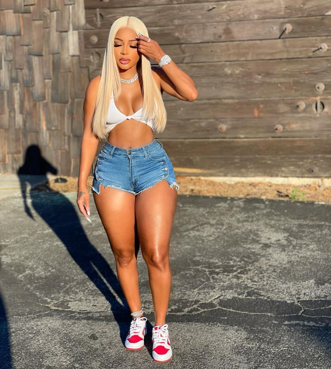 Sexy Elastic Denim Shorts Women